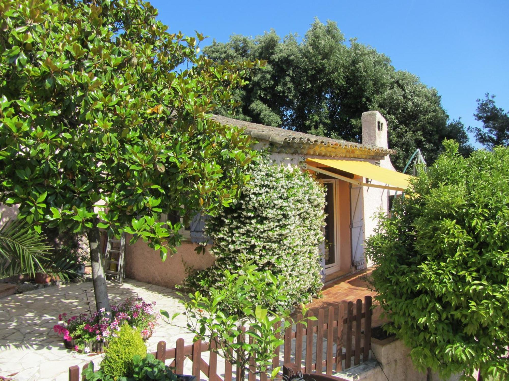 Studio Chez Charles Et Marie, Independant De La Maison, Acces Piscine, Tres Calme, Roquefort Les Pins Exteriér fotografie
